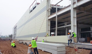 Lắp vách panel EPS